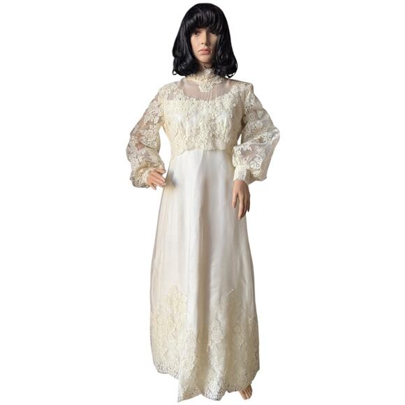 Vtg OOAK Lace Wedding dress scalloped sheer high neck & empire waist medium - Picture 5 of 13